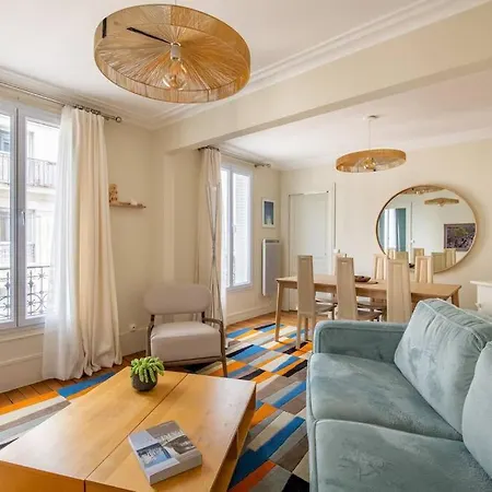Guadeloupe - Comfortable Close To Sacre Coeur